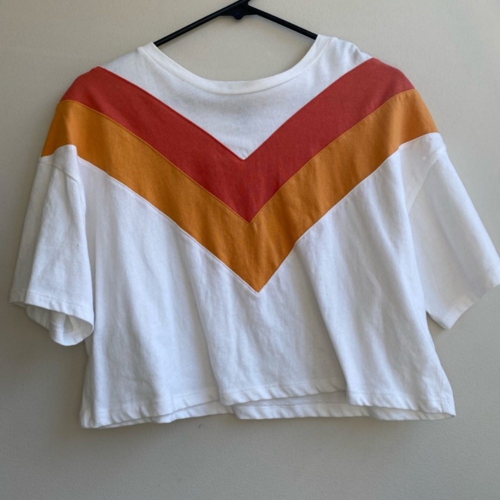 Oversized Retro Chevron Cropped Tee